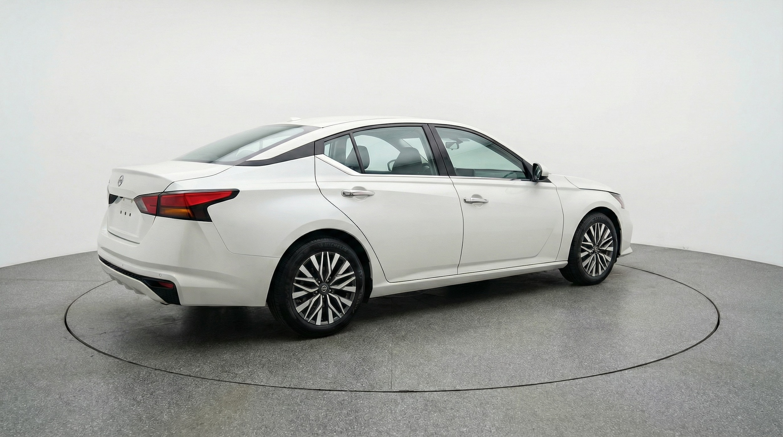 Thumbnail: 2025 Nissan Altima - 7