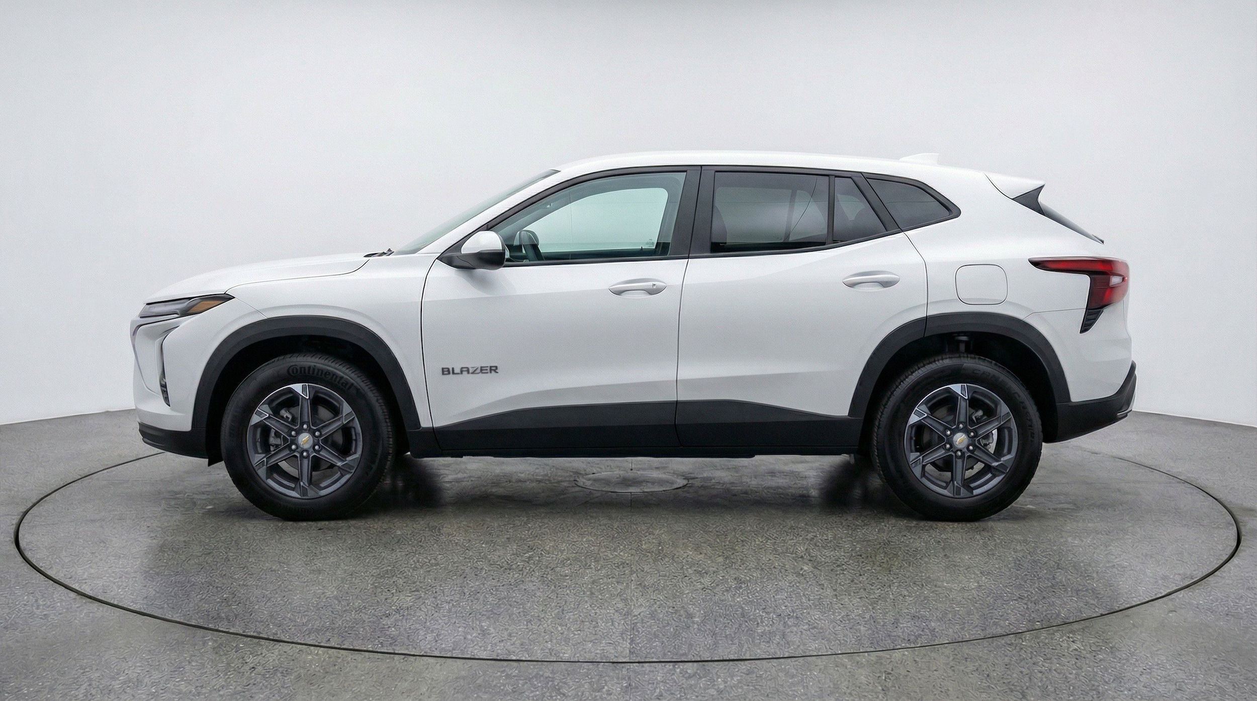 Thumbnail: 2025 Chevrolet Blazer - 5