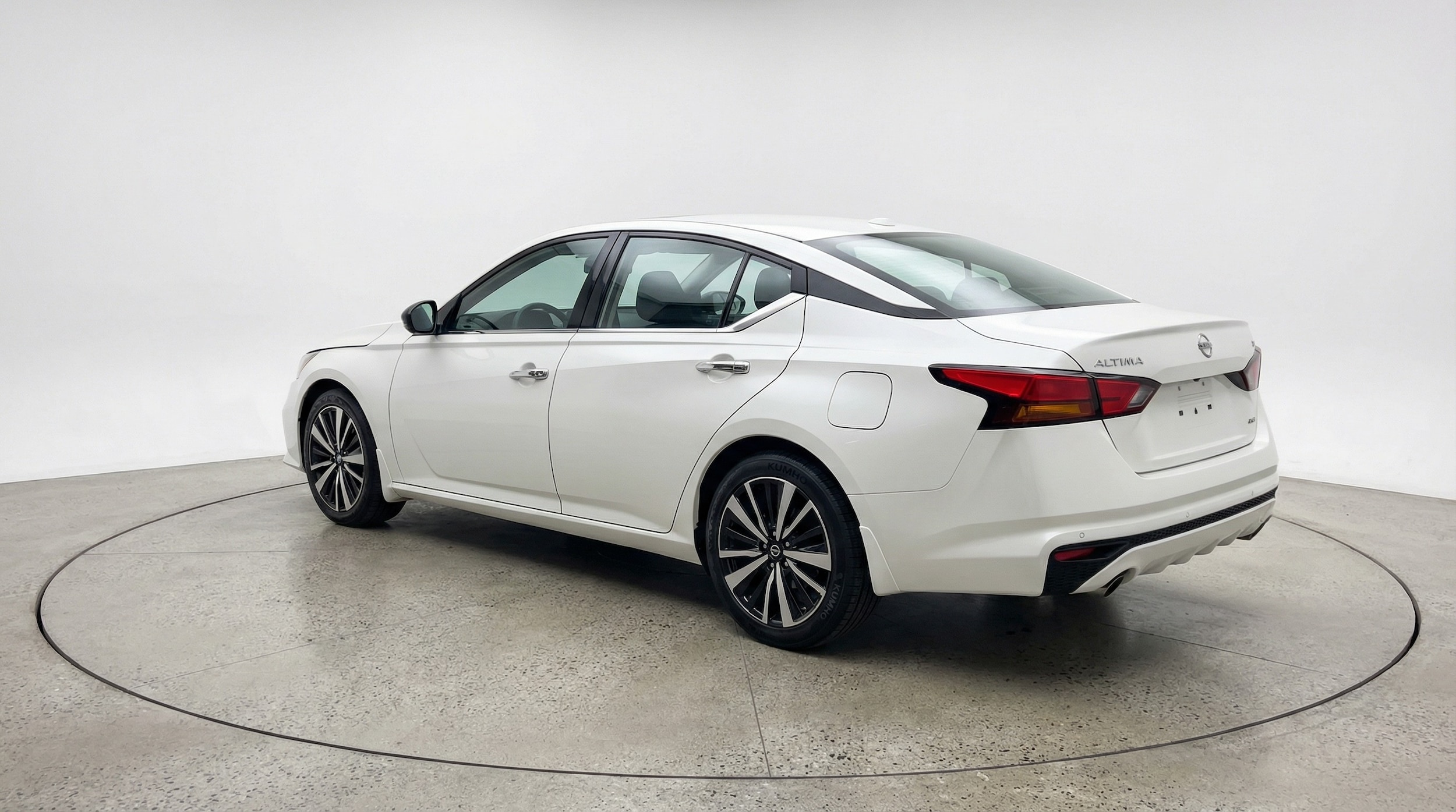 Thumbnail: 2025 Nissan Altima - 5