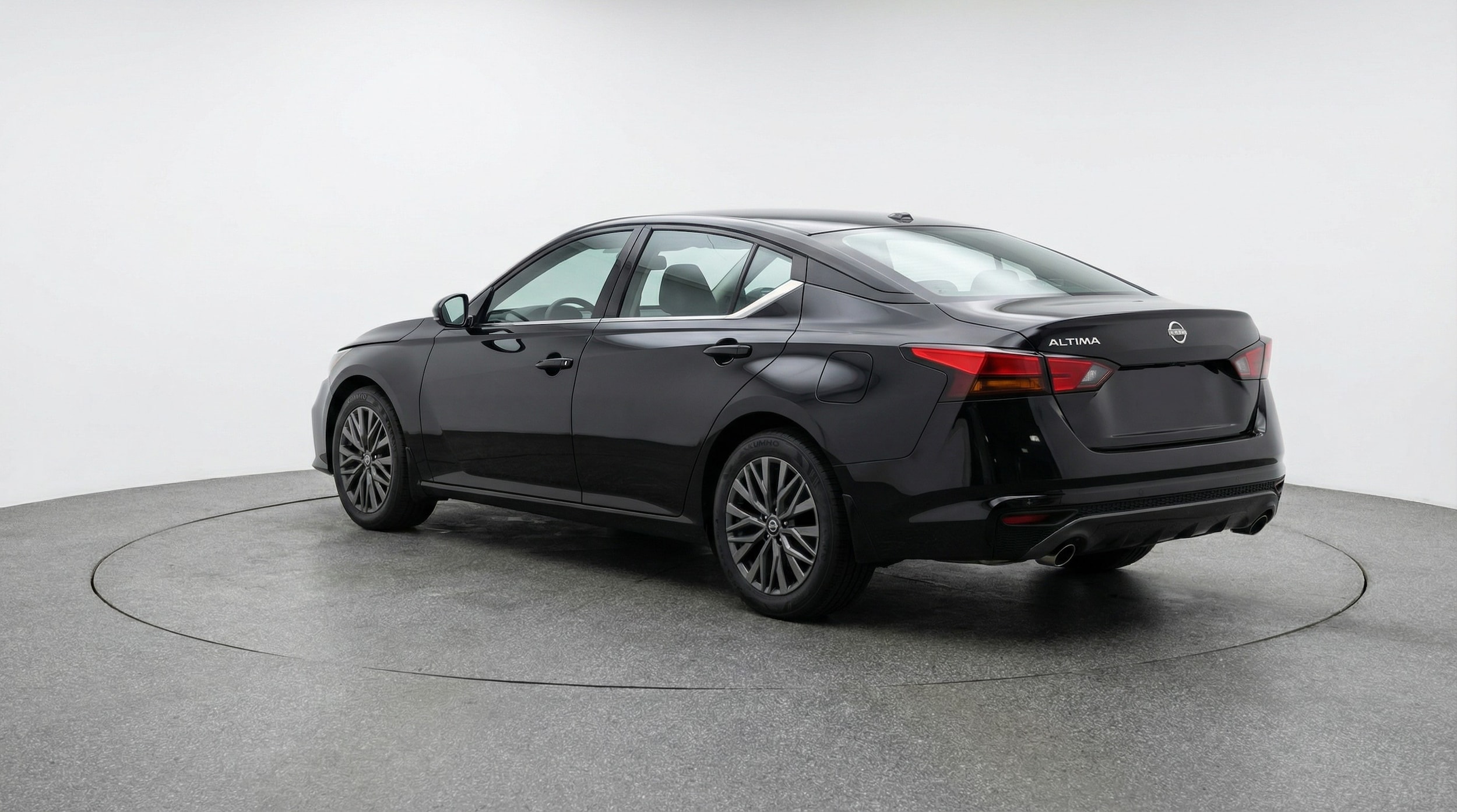 Thumbnail: 2025 Nissan Altima - 5