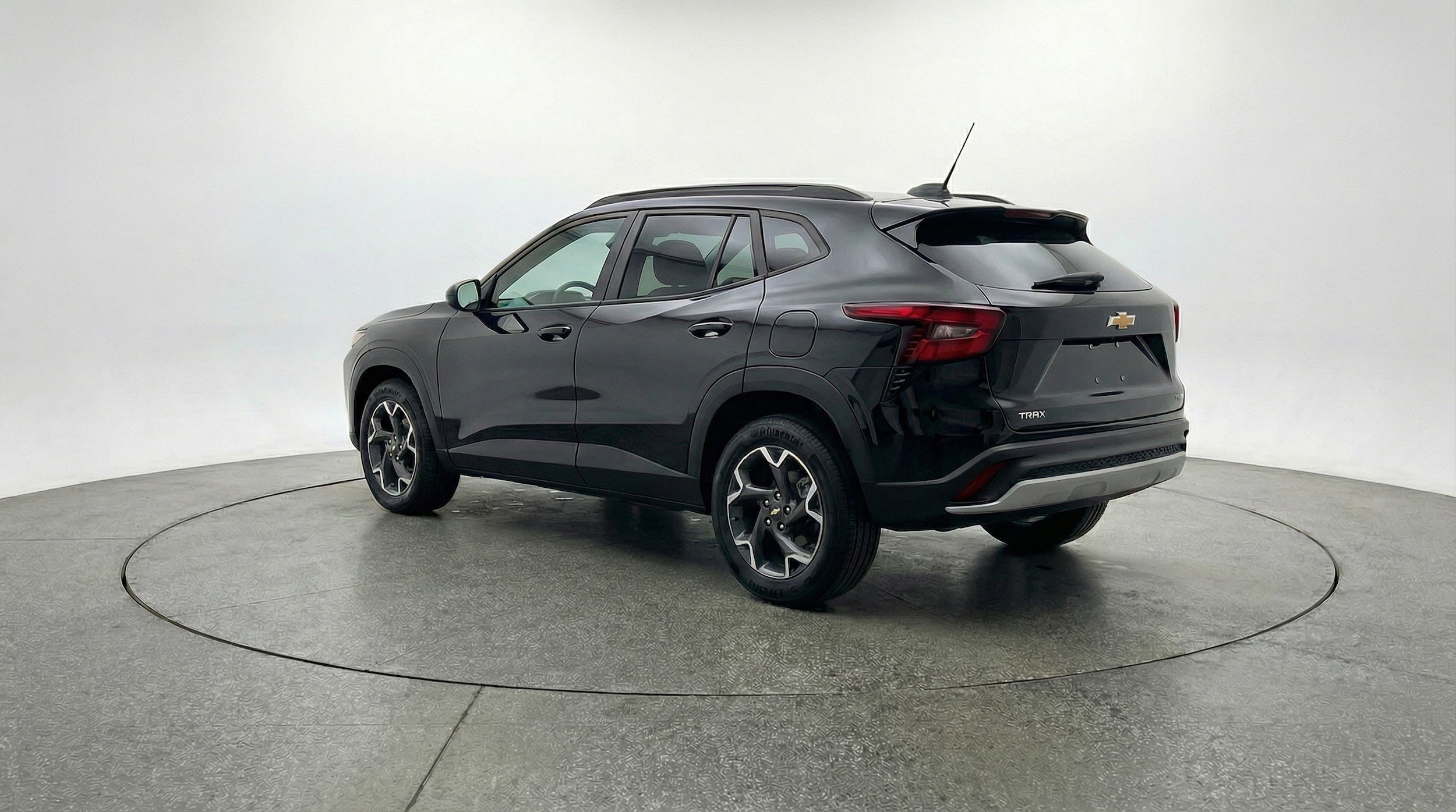 Thumbnail: 2025 Chevrolet Trax - 6