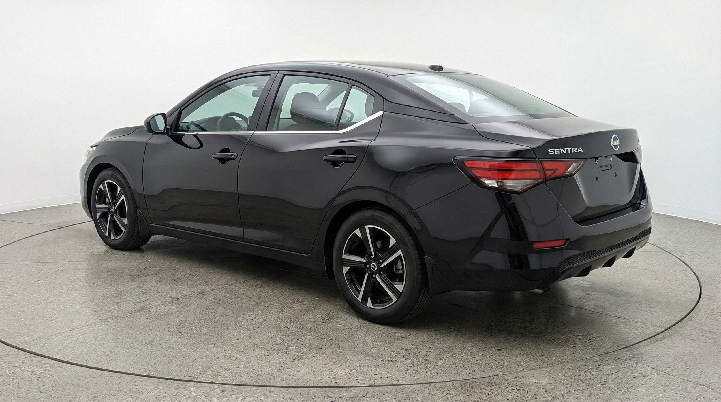 Thumbnail: 2025 Nissan Sentra - 6