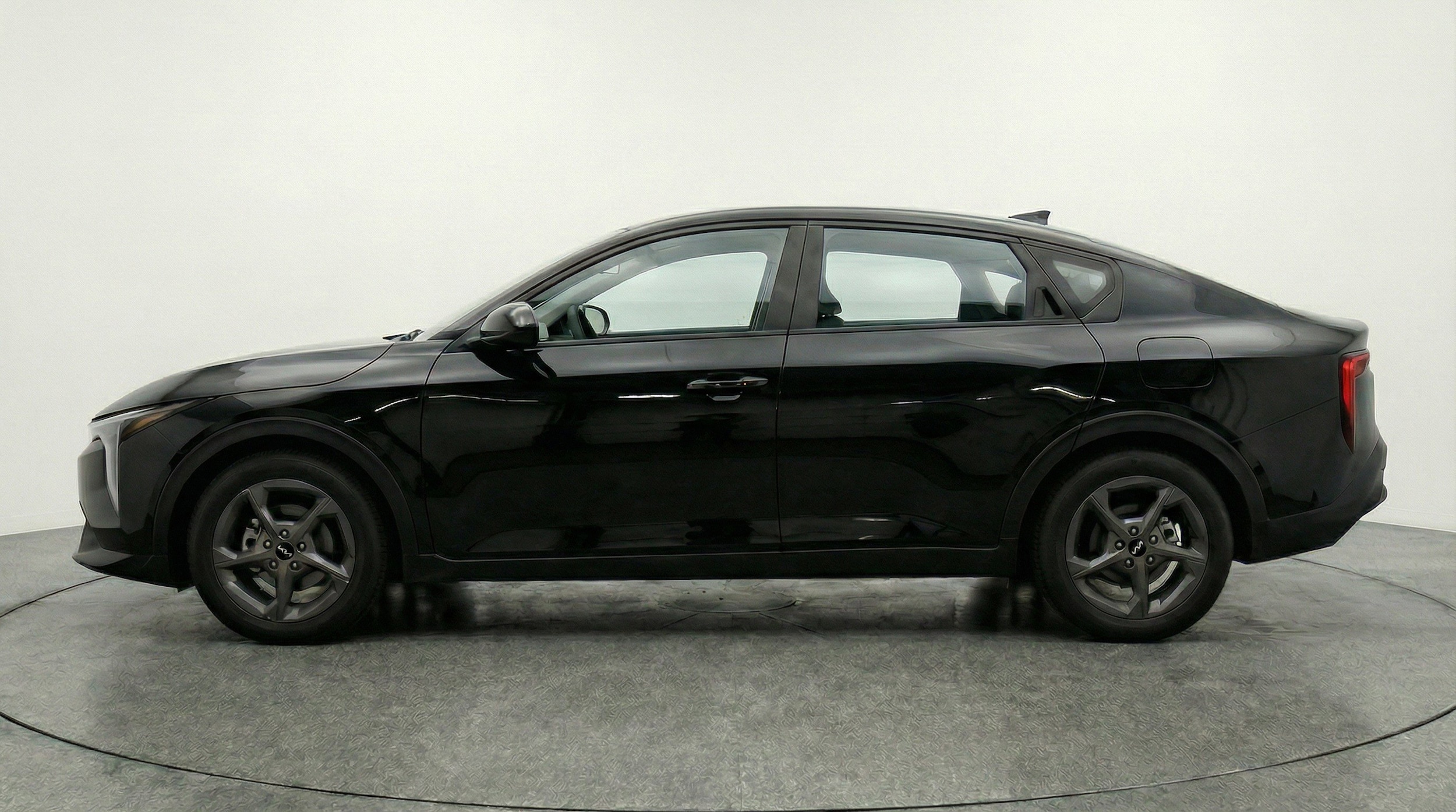 Thumbnail: 2025 Kia K4 - 5