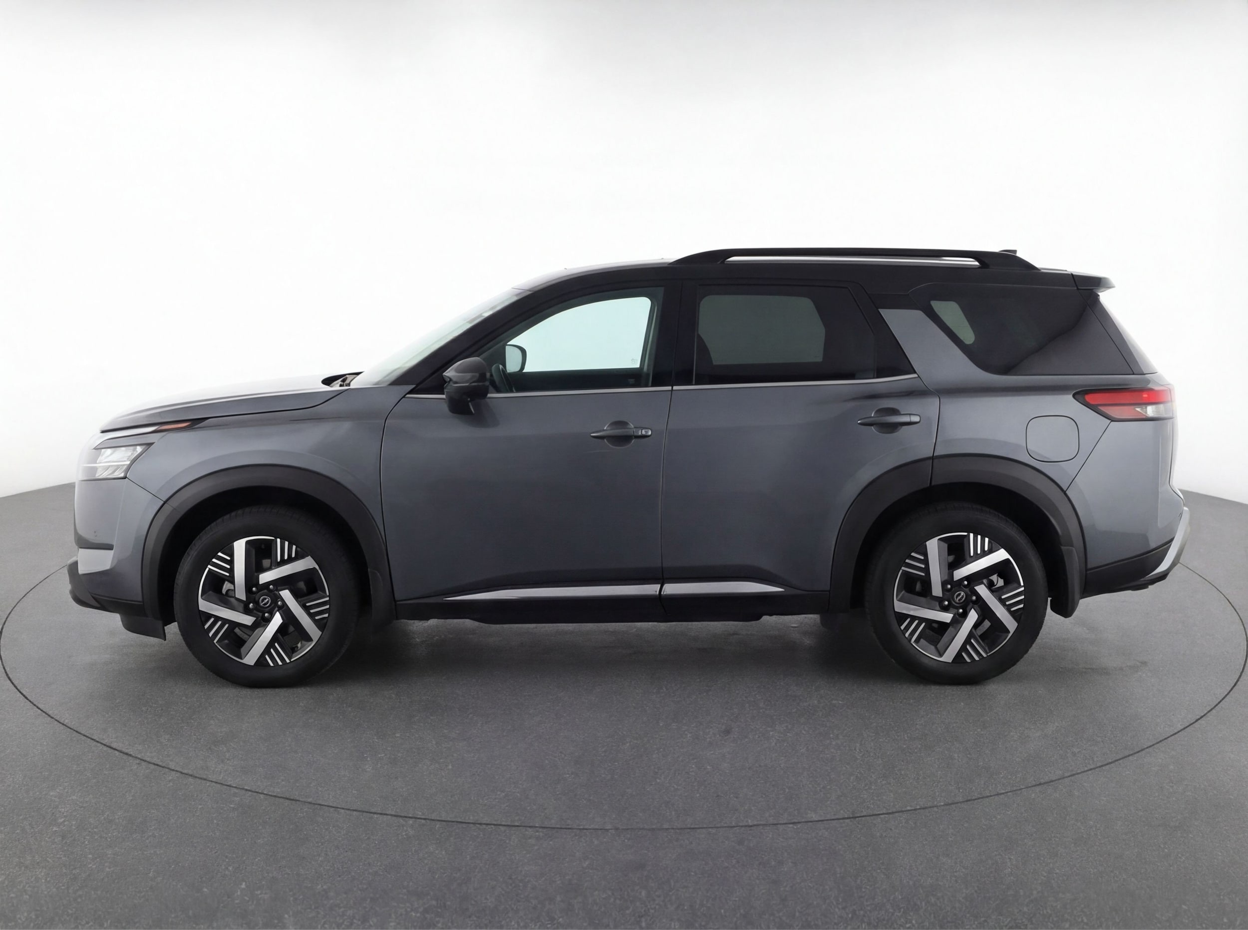 Thumbnail: 2025 Nissan Kicks - 5