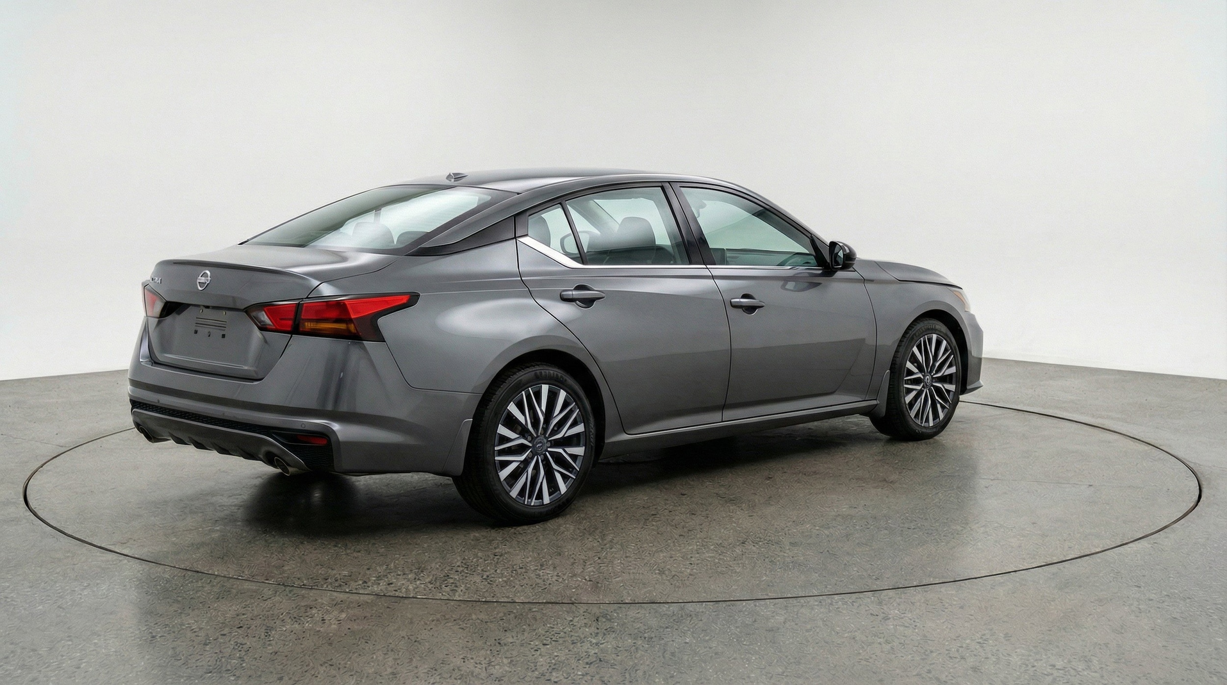 Thumbnail: 2025 Nissan Altima - 9