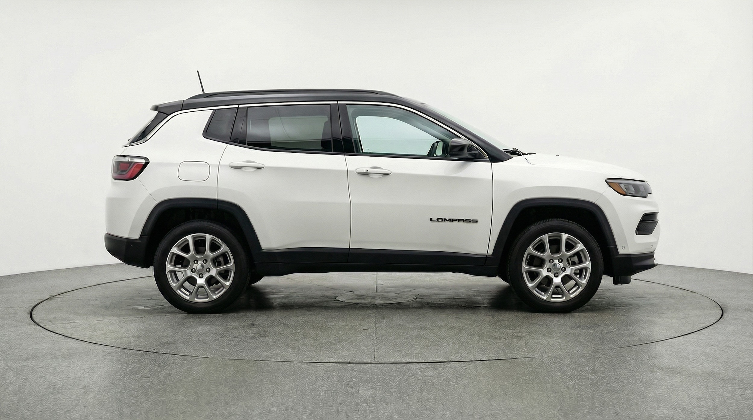 Thumbnail: 2025 Jeep Compass - 8