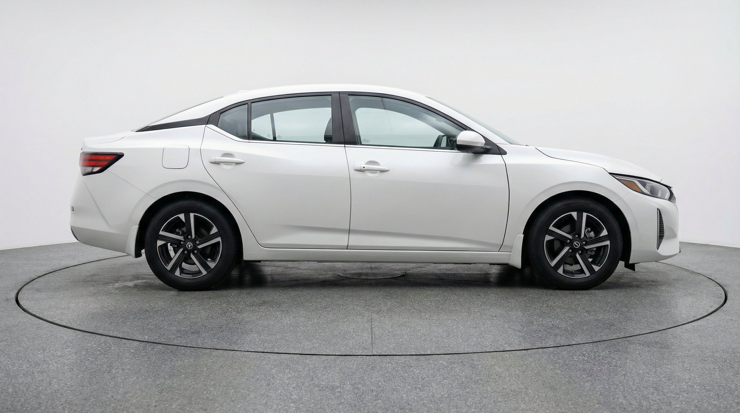 Thumbnail: 2025 Nissan Sentra - 11
