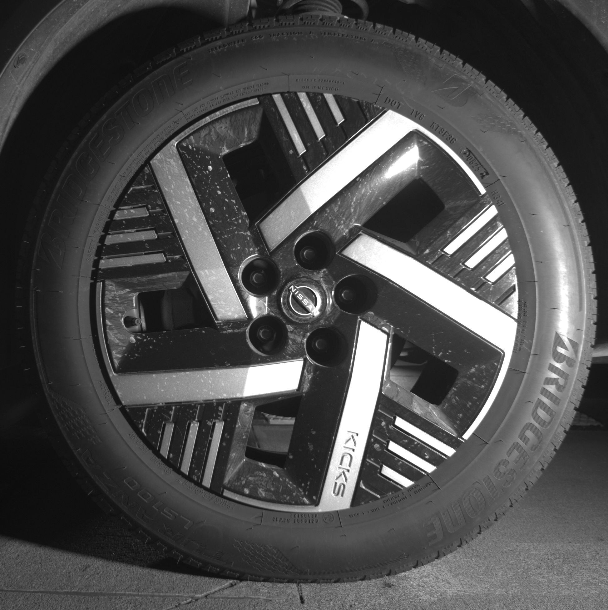 Thumbnail: 2025 Nissan Kicks - 9