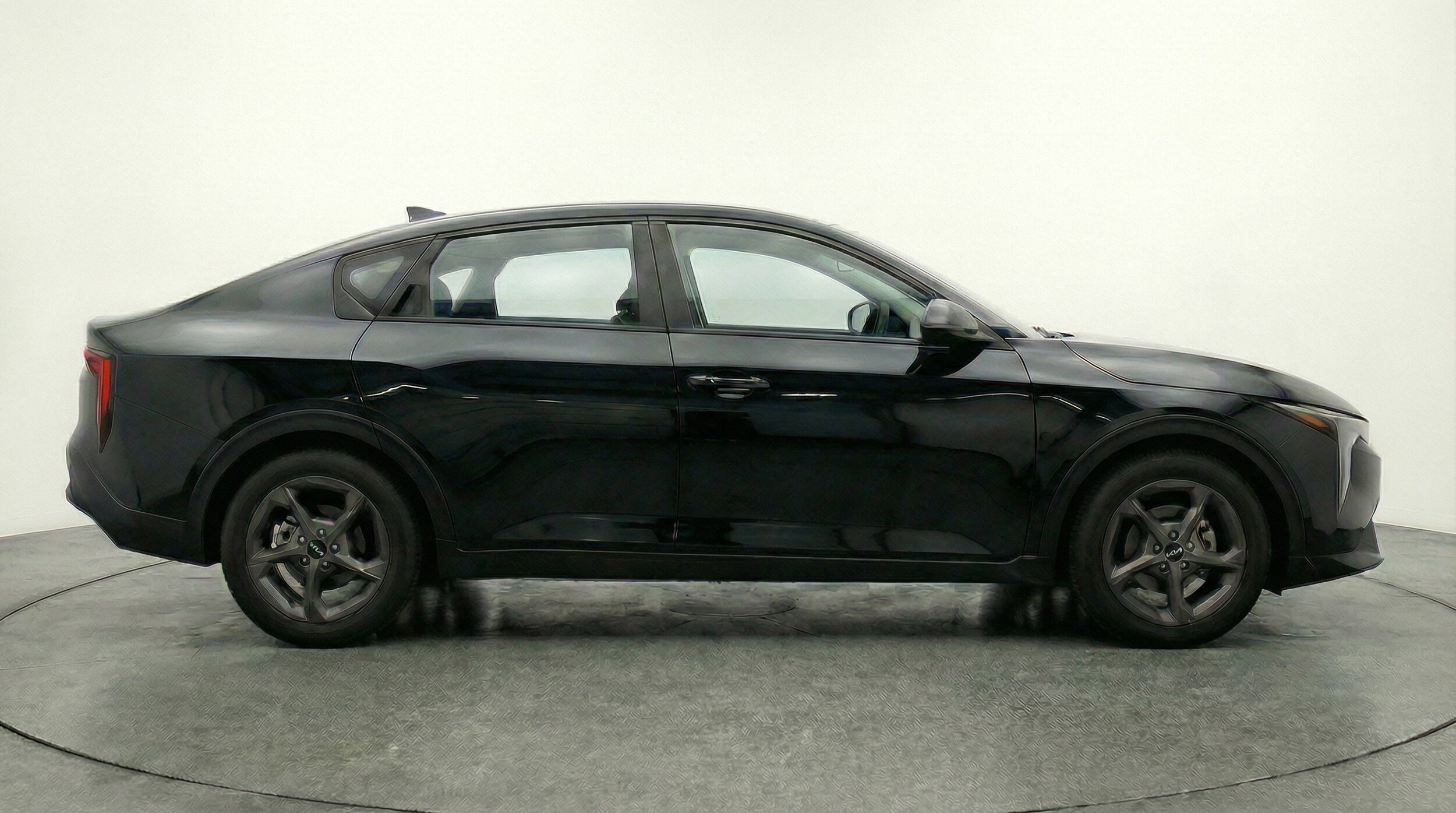 Thumbnail: 2025 Kia K4 - 8