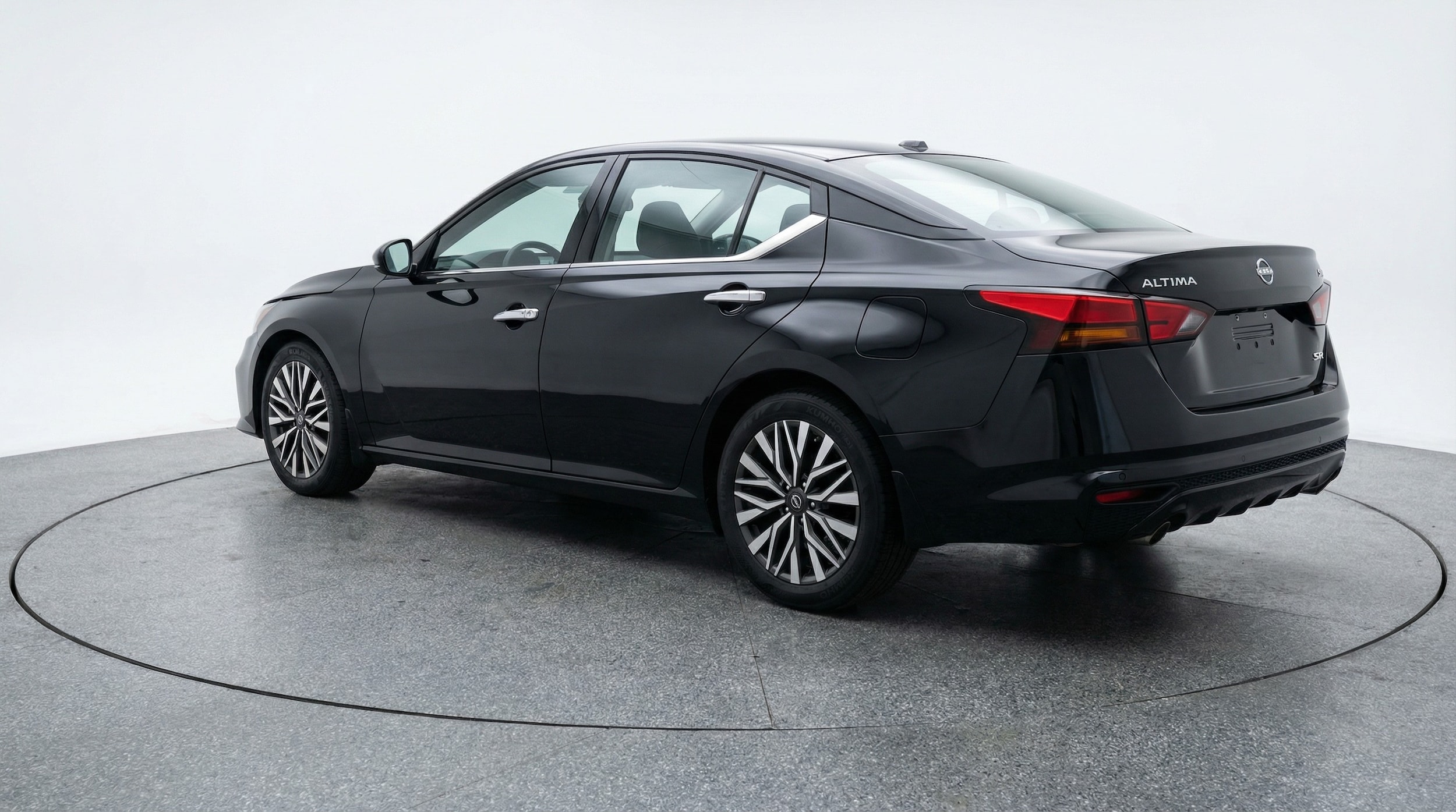 Thumbnail: 2025 Nissan Altima - 5