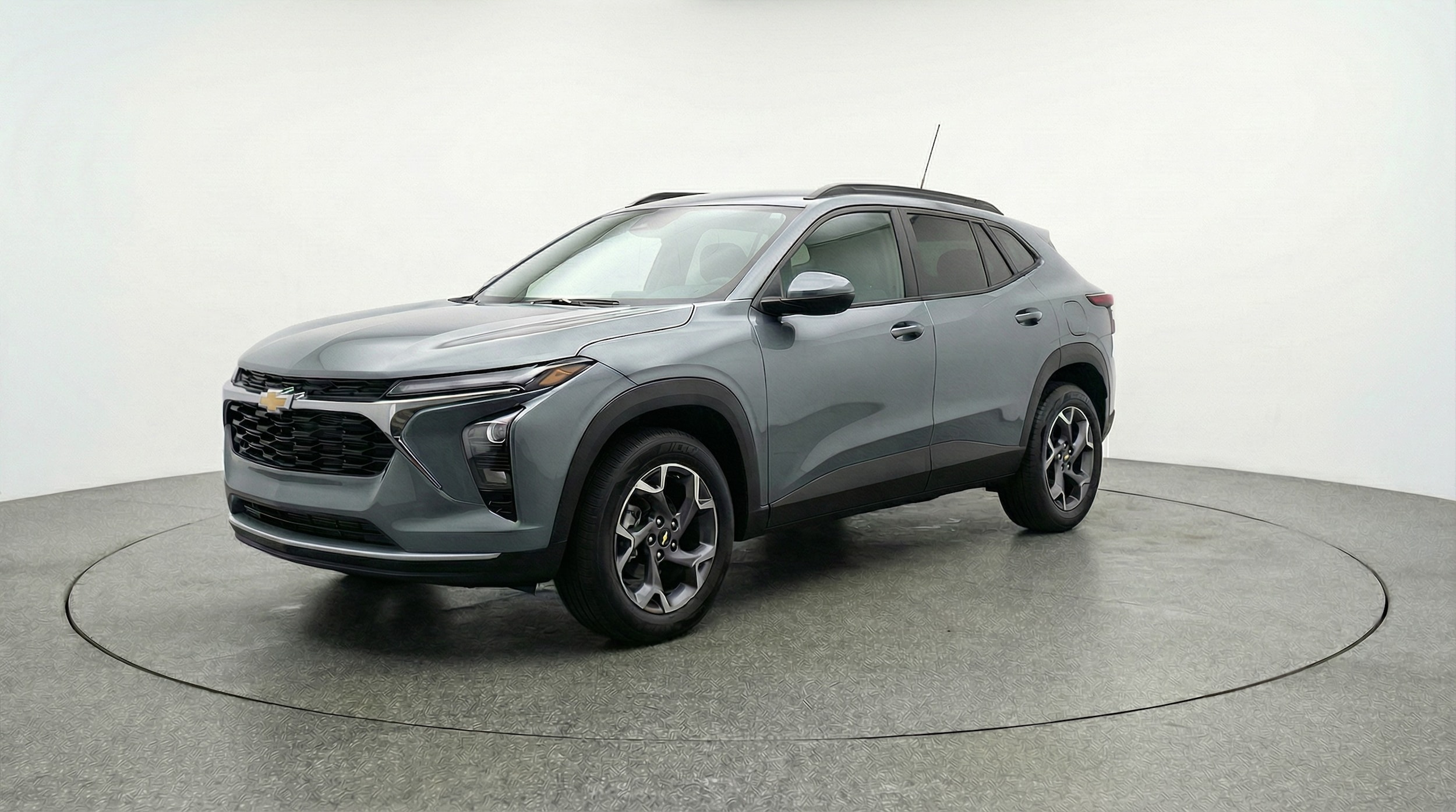 Thumbnail: 2025 Chevrolet Trax - 3