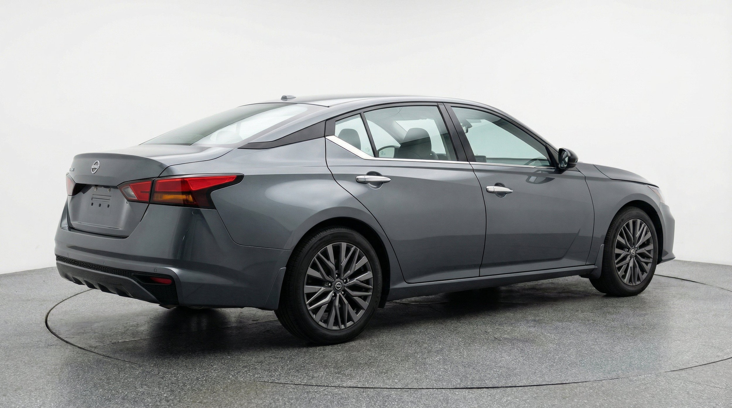 Thumbnail: 2025 Nissan Altima - 9