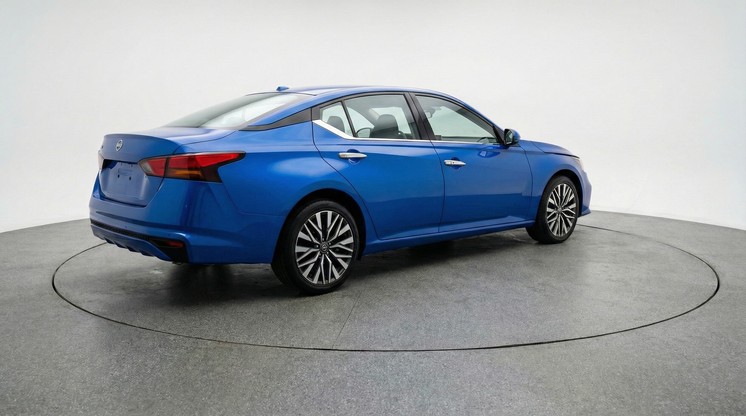 Thumbnail: 2025 Nissan Altima - 7