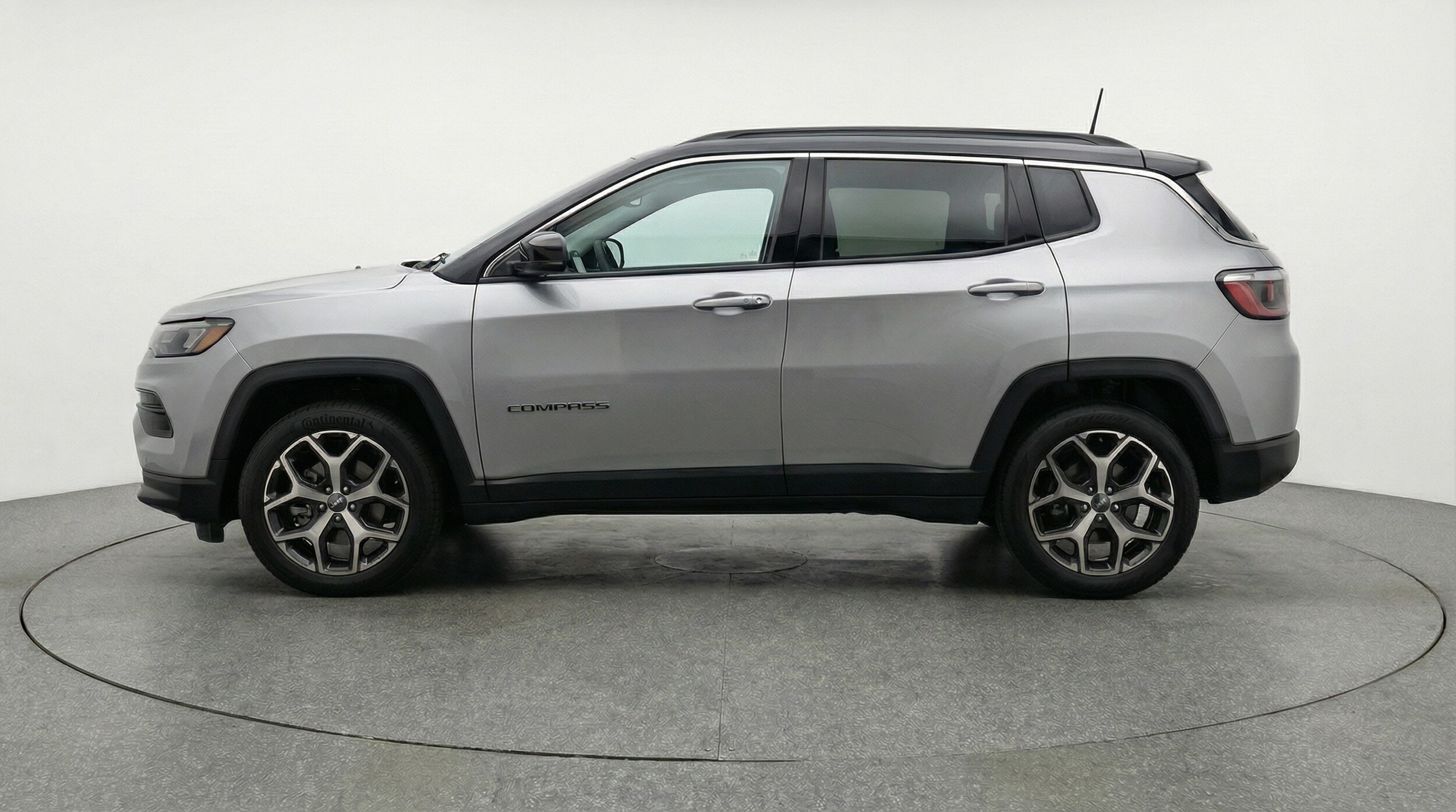 Thumbnail: 2025 Jeep Compass - 4
