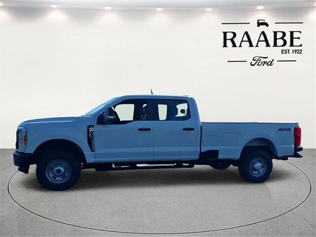 2026 Ford F-350 XL photo 2
