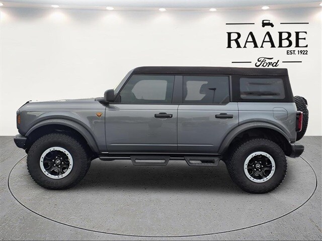 2024 Ford Bronco Badlands photo 4
