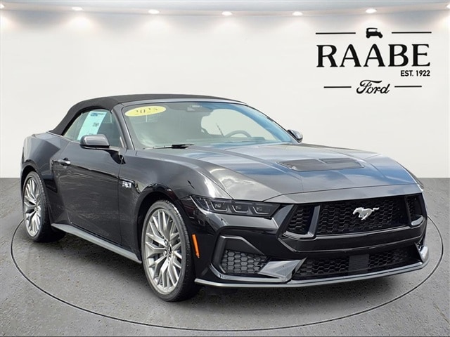 2025 Ford Mustang Convertible 