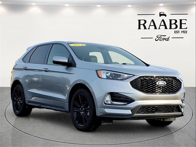 2024 Ford Edge ST-Line's photo