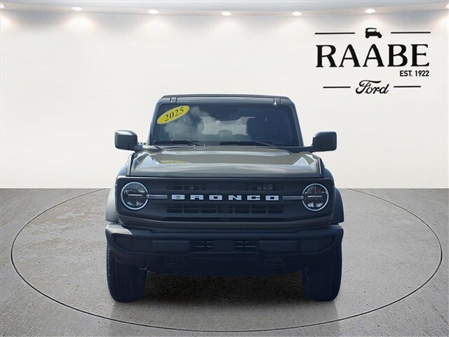2025 Ford Bronco Big Bend photo 2