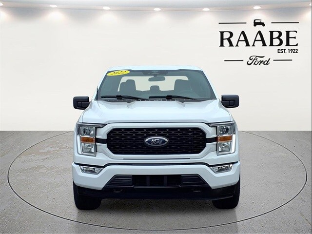 2022 Ford F-150 XL photo 2