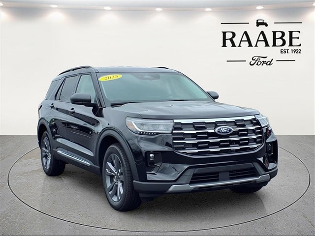 2025 Ford Explorer SUV 