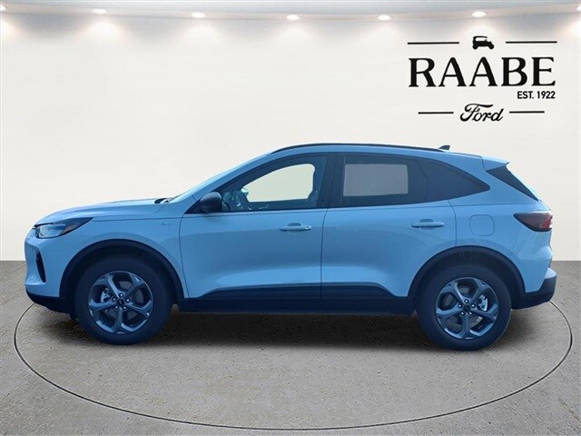 2025 Ford Escape ST-Line photo 4