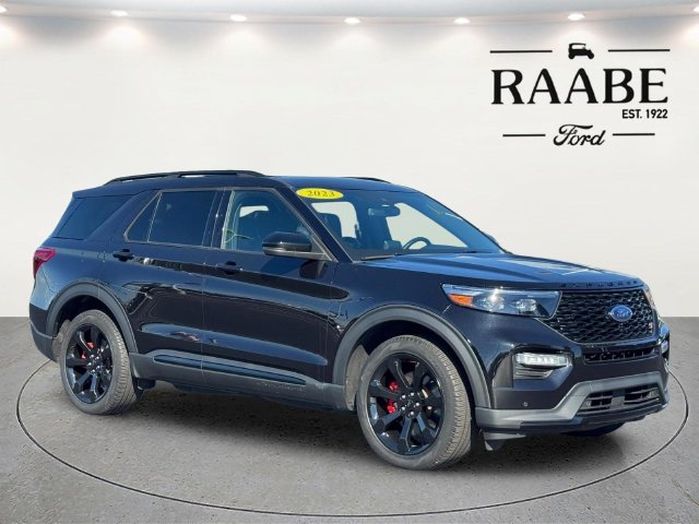 2023 Ford Explorer SUV 