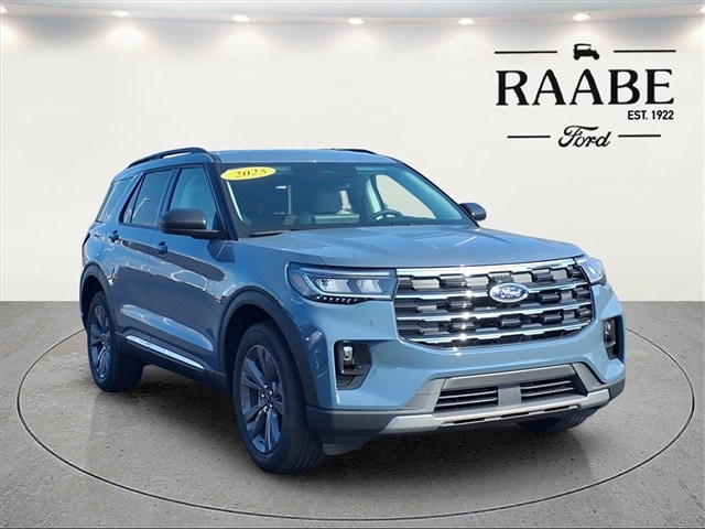 2025 Ford Explorer SUV 