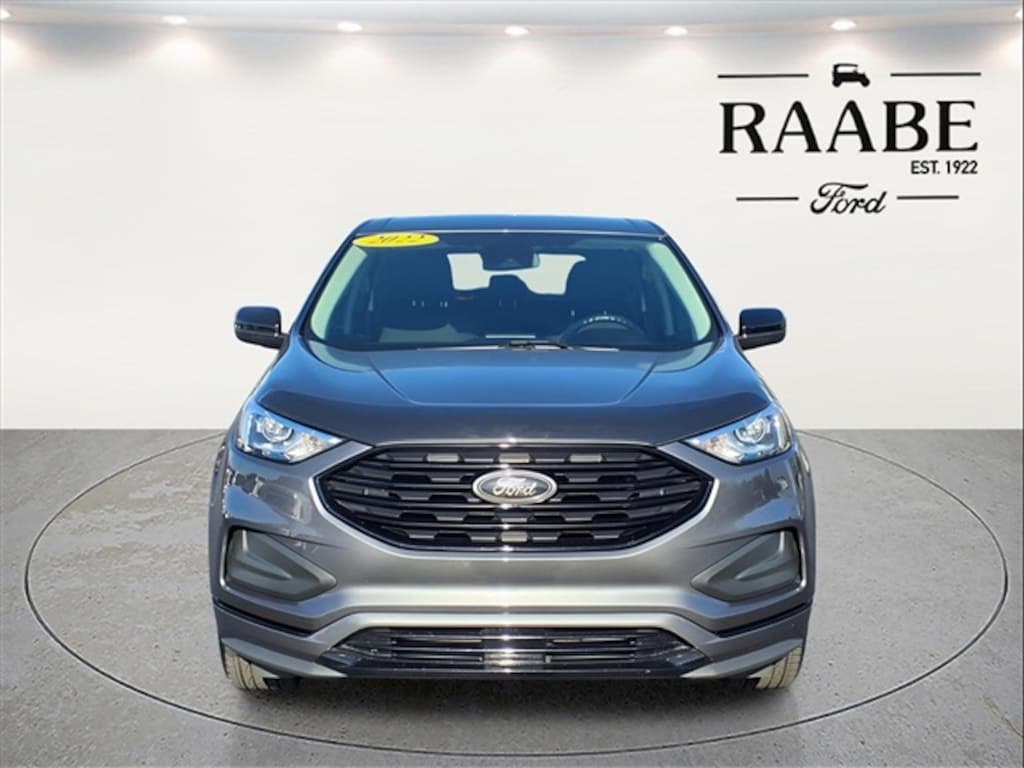 Used 2022 Ford Edge SE SUV