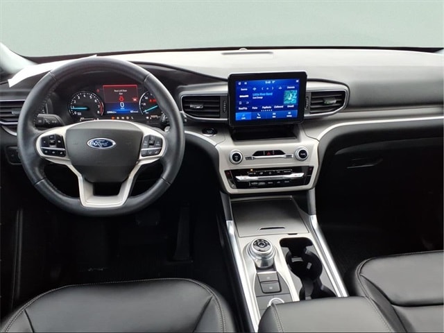 2022 Ford Explorer XLT photo 4