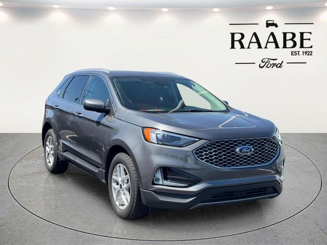 2024 Ford Edge SEL AWD's photo