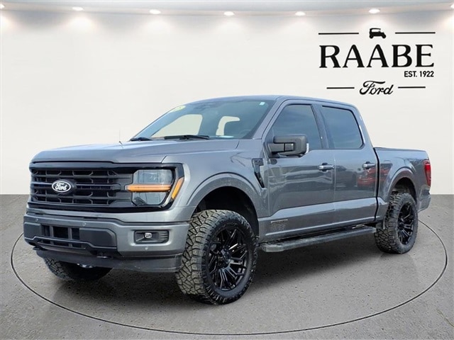 2025 Ford F-150 XLT photo 3