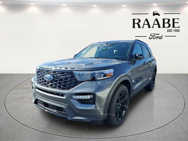 2023 Ford Explorer SUV 