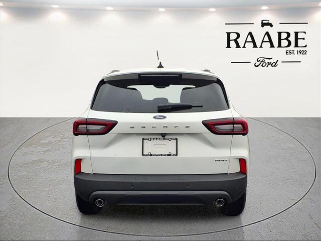 2026 Ford Escape ST-Line - Photo 6