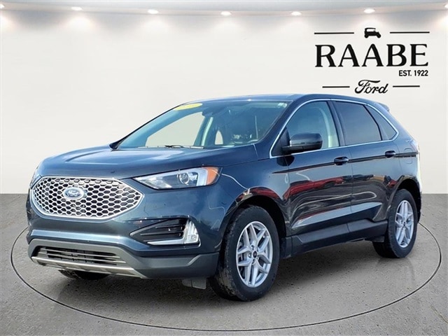 2024 Ford Edge SEL photo 3