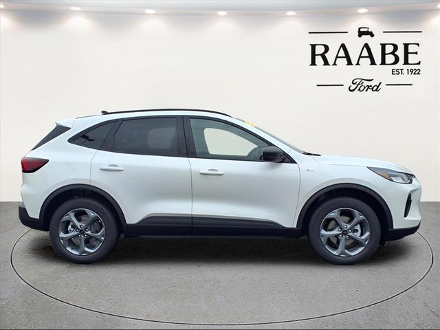 2026 Ford Escape ST-Line - Photo 8