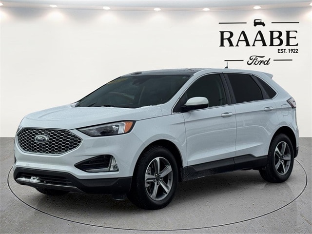 2024 Ford Edge SEL photo 3