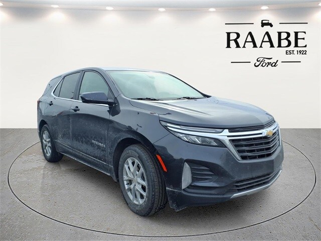 2022 Chevrolet Equinox LT photo 2