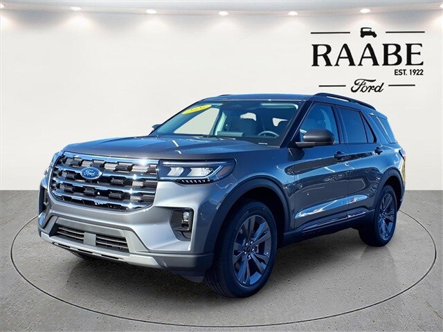 2026 Ford Explorer photo 2