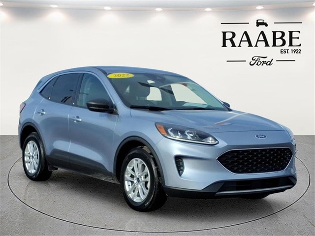 2022 Ford Escape SE photo 2