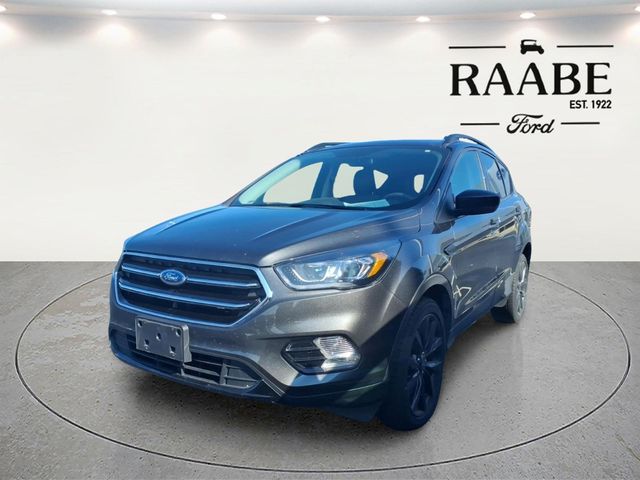 Used 2018 Ford Escape SE with VIN 1FMCU9GD8JUD35544 for sale in Delphos, OH