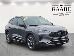 2024 Ford Escape Hybrid ST-Line SUV