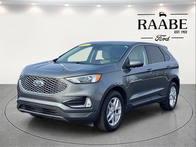 2023 Ford Edge SEL photo 3