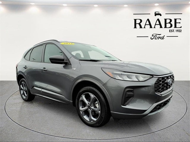 2023 Ford Escape ST-Line's photo