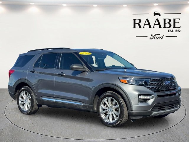 2023 Ford Explorer SUV 