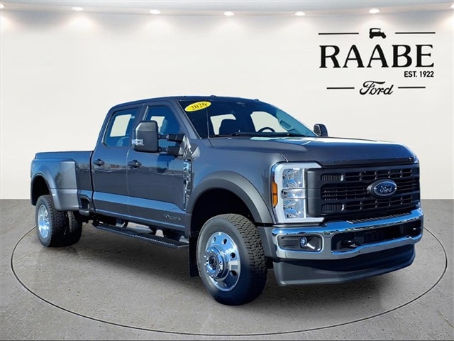 2026 Ford F-450 Super Duty XL's photo