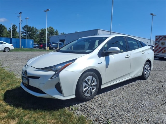 Used 2016 Toyota Prius Three with VIN JTDKARFU4G3507318 for sale in Delphos, OH
