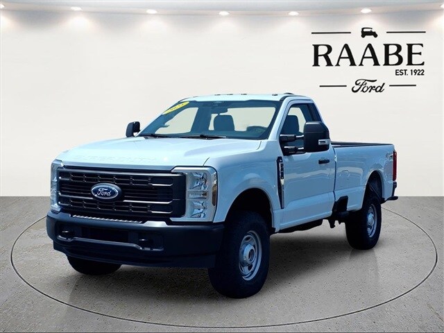 2025 Ford F-250 XL photo 3