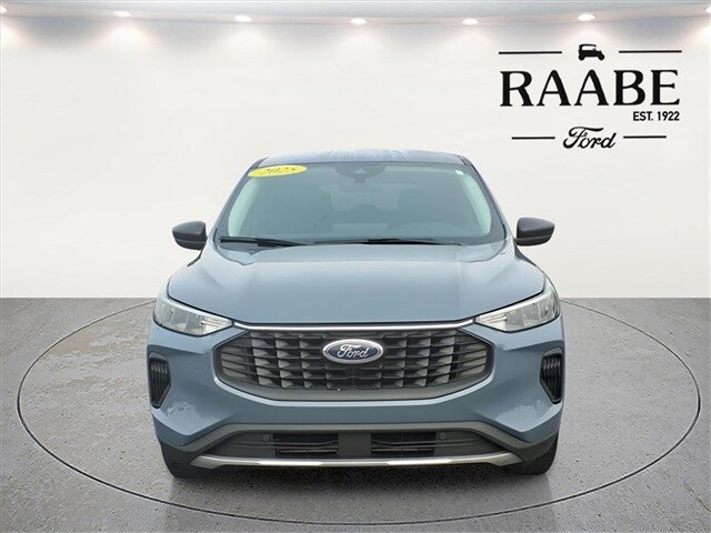 2025 Ford Escape Active photo 2
