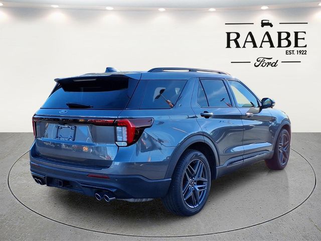 2026 Ford Explorer ST photo 4